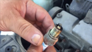 Лучший аккумулятор и свечи для ЛАДЫ ГРАНТЫ и КАЛИНЫ.mp4