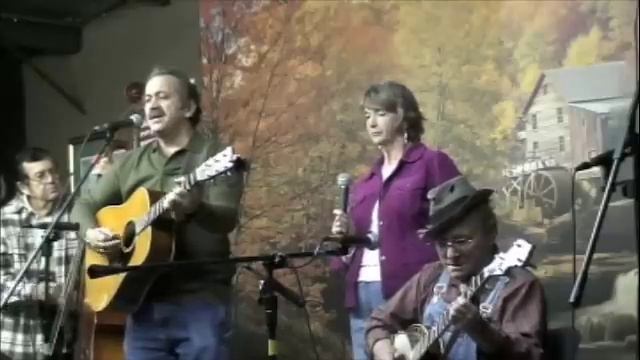 Wild Mountain Flowers for Mary - Brian, Me, Tom with Lucas & Friends смотреть онлайн