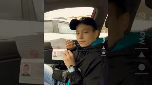 Сыну 14 лет. Первый паспорт смотреть онлайн