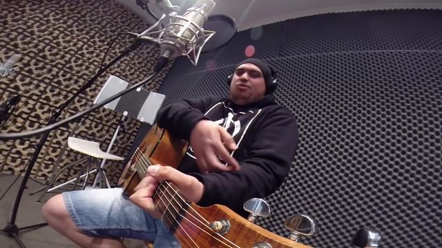 Russ Walker "Wishing Well" (Terence Trent D'Arby) смотреть онлайн