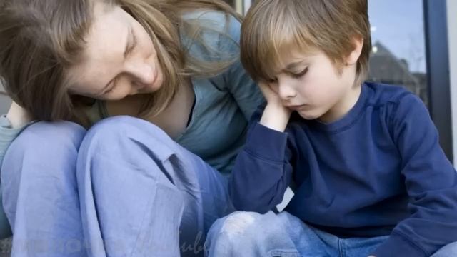 - Сосед-то у тебя какой симпатичный! И холостой. Чего не познакомишься поближе? – говорили подружки смотреть онлайн