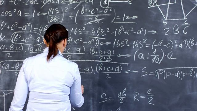 На свете ты одна такая - слушать красивые трогательные стихи о любви к женщине. Читает автор стиха смотреть онлайн