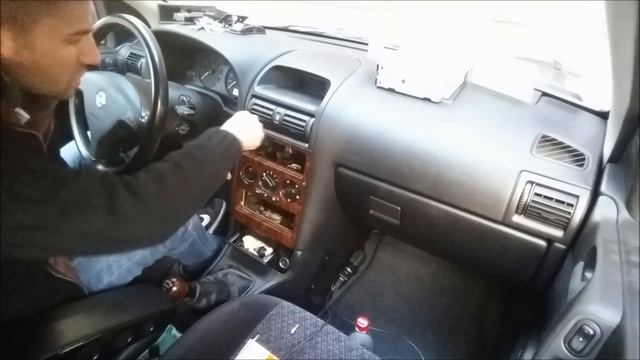 Wymiana żarówek r5 12V 1.3W wyświetlacza TID w OPEL ASTRA G II - jak wymienić żarówki? | ForumWiedz смотреть онлайн