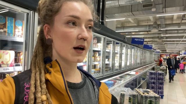 Новогодний стол. Покупаю продукты к Новому году. Цены в Будапеште. смотреть онлайн