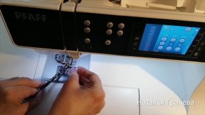 Коврик из шнура и полосок ткани.