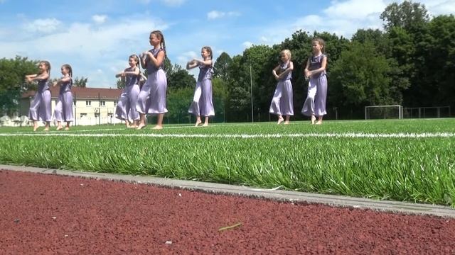 Спортивный праздник, посвященный дню молодёжи, прошел на городском стадионе смотреть онлайн