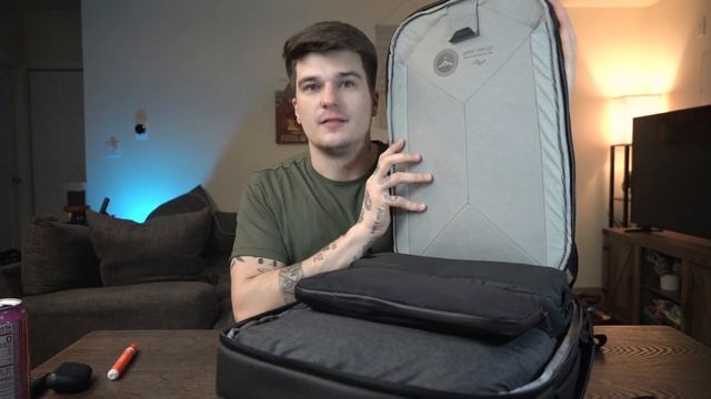 Peak Design 30L Travel Bag Review + New Accessories and Camera Cube! смотреть онлайн