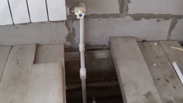 Строим дом " В ОДНУ КАСКУ " ОТОПЛЕНИЕ - ЧАСТЬ 2 смотреть онлайн