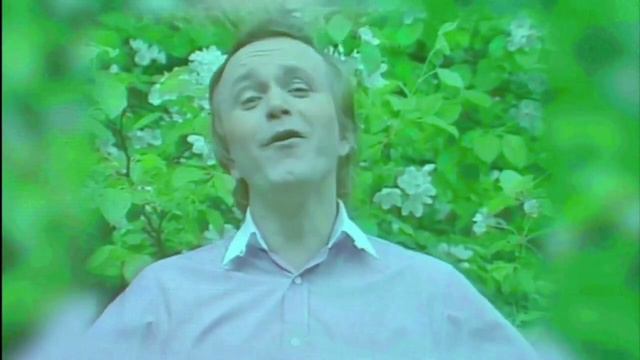 "Яблони в цвету" (муз. Е.Мартынова, сл. И.Резника, исп. Е.Мартынов). смотреть онлайн