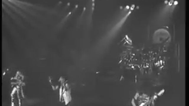 RUN FOR YOUR LIFE　/　LOUDNESS смотреть онлайн