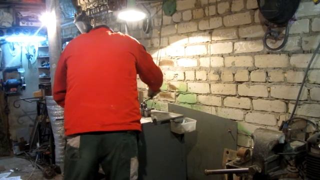 Кашпо для цветов своими руками! Кашпо из металла! смотреть онлайн