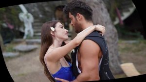 La reacción de Özge Gürel a la novia de Can Yaman