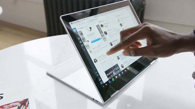 Google Pixelbook: $1000 of Weird! смотреть онлайн