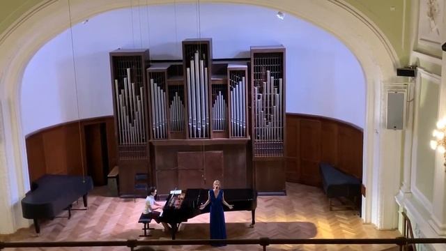 Вальс из к\ф "Антон Иванович сердится" Кабалевский, исп Лаура Хамзатова смотреть онлайн