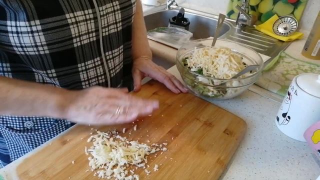 235.Салат"Чайка" из СССР!?Готовится за 7 минут!☝️#салаты#салатырецепты#салатыСССР#домашняяеда#вкусн смотреть онлайн