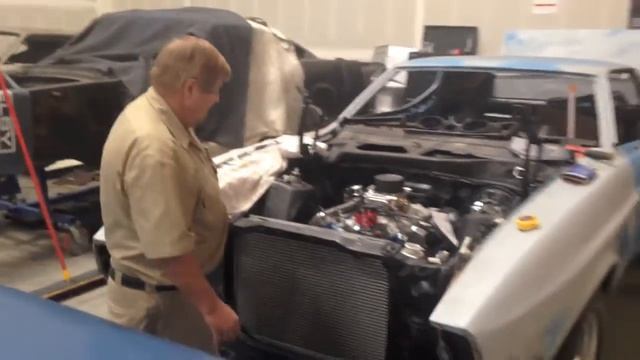 Engine parts going in Larry's 1971 Mach 1 - Day 66 Ford Mustang Restoration Show MustangMedic смотреть онлайн
