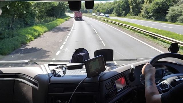 POV Truck Driving UK Canterbury to Clacket Lane services M25 смотреть онлайн