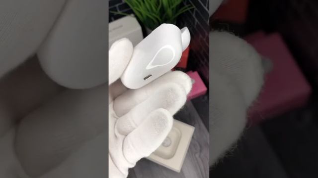 Как отличить копию от оригинала ? ? #airpods #наушники #airpodspro смотреть онлайн