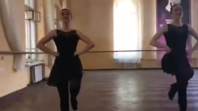 Экзамен по народному танцу 1 курс смотреть онлайн