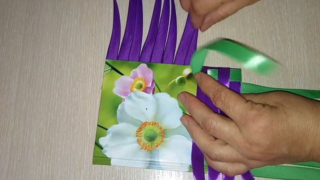 Как украсить блокнот атласными лентами смотреть онлайн
