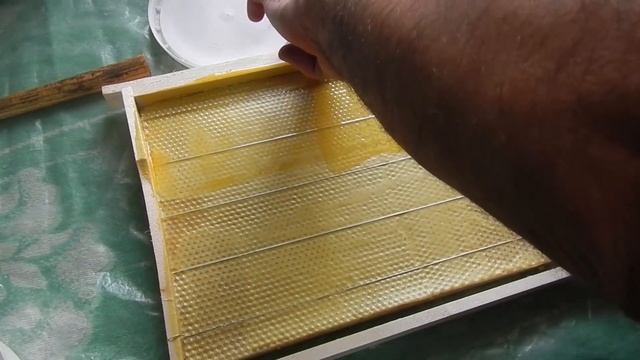 2 Вощина валиком на матрице из силикона смотреть онлайн