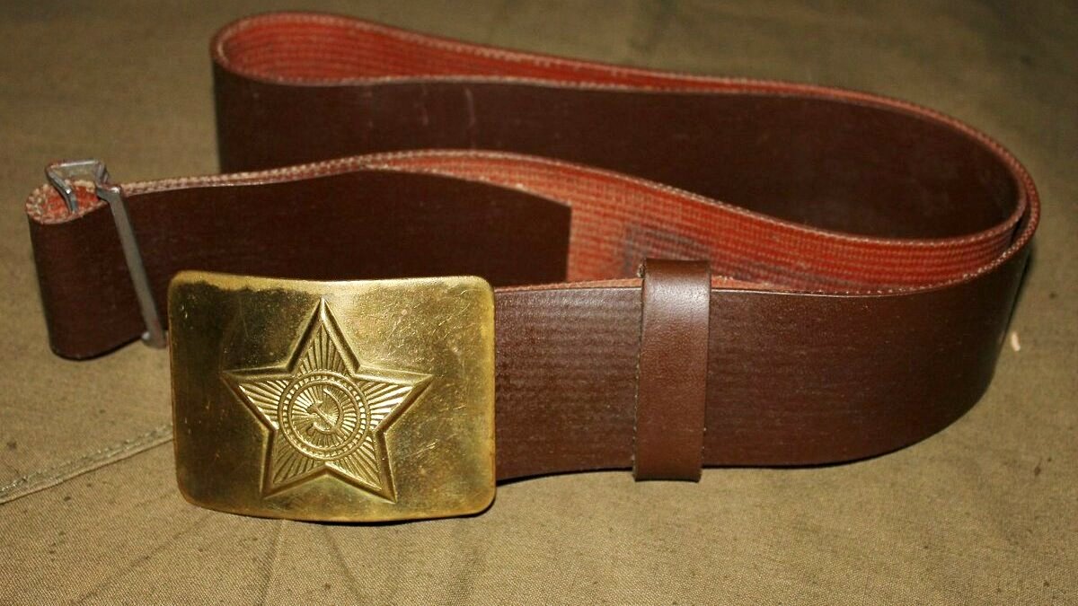 Для чего советские солдаты точили уголок бляхи ремня смотреть онлайн