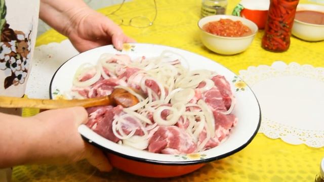 Как вкусно и быстро замариновать мясо для шашлыка смотреть онлайн