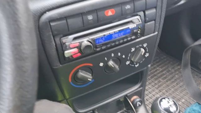 Opel vectra b 1.6 16 v gekauft смотреть онлайн