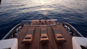 Azimut Grande S10 | Спортивная яхта нового поколения | Обзор на русском