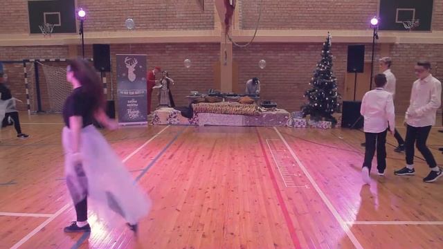 FS dance studio (Minsk) - Big New Year Party FS - Открытие- choreo by Soldak Elena смотреть онлайн