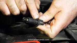 Замена лампы габаритного света в фаре Ниссан Тиида