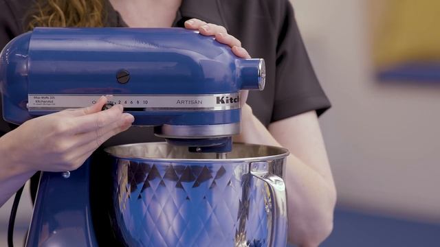 How to use a KitchenAid Stand Mixer - Tech Tips from Best Buy смотреть онлайн