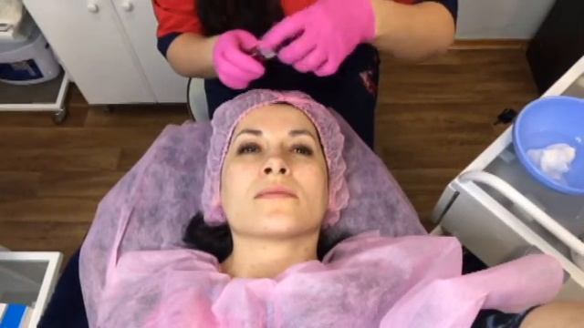 ПОХОД К КОСМЕТОЛОГУ! АЛЬГИНАТНАЯ МАСКА. КОСМЕТОЛОГ. смотреть онлайн