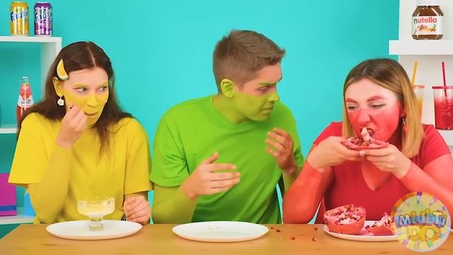 24 часа едим еду одного цвета Челлендж | Битвы с едой от Multi DO Challenge смотреть онлайн