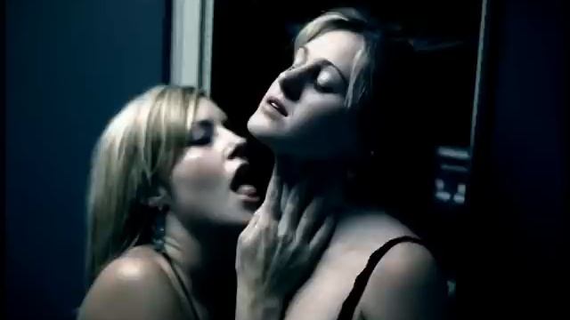 Papa Roach - Getting Away With Murder