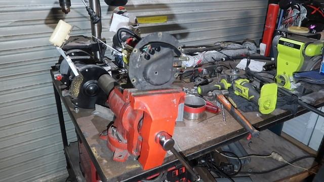 Barra Patrol Fuel Pump Install смотреть онлайн