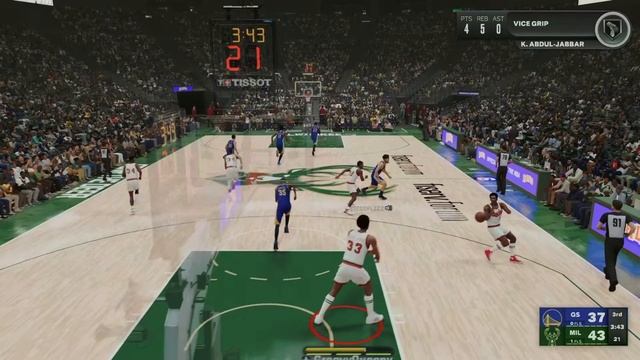 Here’s why I’m the BEST 2-3 ZONE PLAYER on NBA2K23… смотреть онлайн