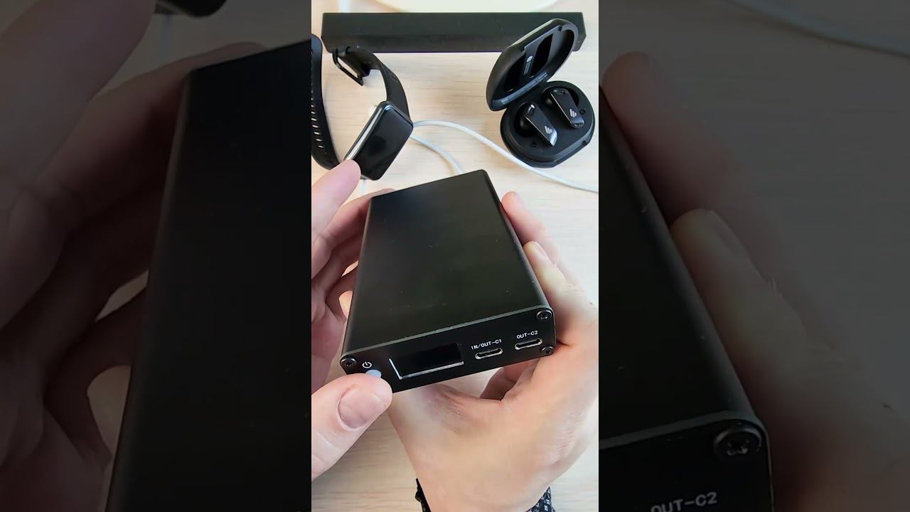 Адекватный повербанк, который скажет тебе как он заряжает твой фитнес-браслет или наушники смотреть онлайн