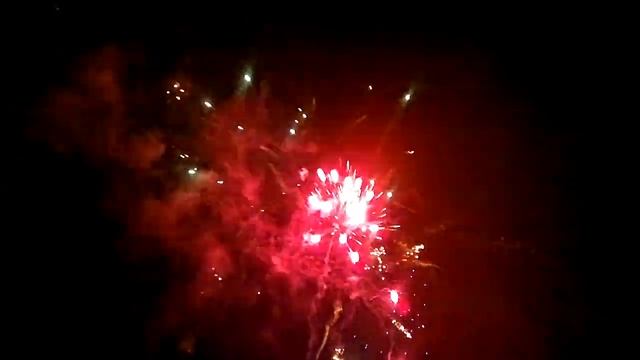 Fireworks 2010.mp4 (Nokia N8-00 720p HD) смотреть онлайн