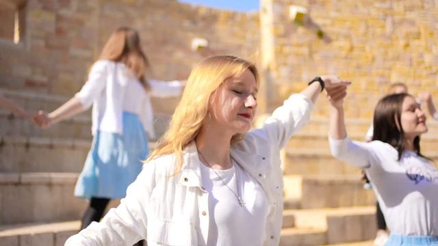 Бейт-Ульпана Наале 2021 Танцевальный тур по Иерусалиму בנות בית אולפנה רוקדות ליום ירושלים смотреть онлайн