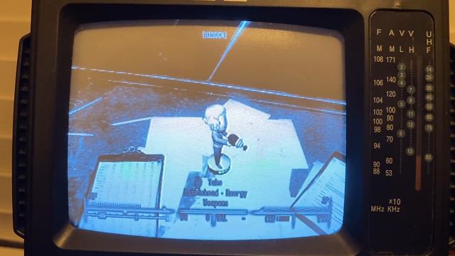 Fallout 3 on a black and white TV - Energy Bobblehead at Raven Rock смотреть онлайн