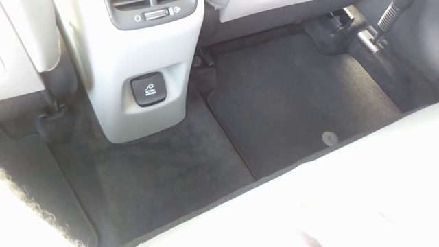 2018 Kia Niro PHEV Test Drive - 50 MPG Never Looked So Good смотреть онлайн