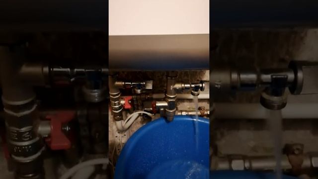 Водонагреватель. Бойлер. Накопитель воды.Отключили воду. смотреть онлайн