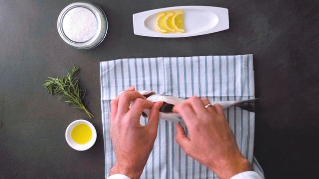 Kako pripremiti ribu za grill? смотреть онлайн