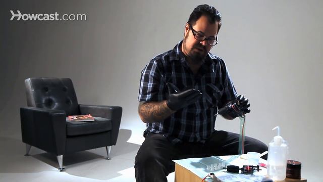 How to Tune & Work a Tattoo Machine | Tattoo Artist смотреть онлайн