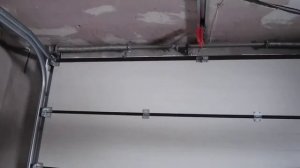 Секционные ворота гаражные монтаж и обслуживание.