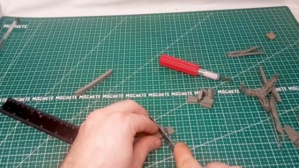 Доктор Октавиус против паука из пластилина | dr.Octavius vs Spider-man sculpting