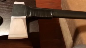 Топор-колун Fiskars x27 и колун Matrix.