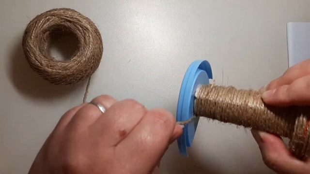 Игрушка своими руками. Когтеточка для кошечки смотреть онлайн