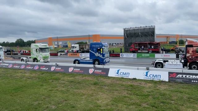 ТракФэст 2021 TruckFest 2021 парад  грузовиков в подмосковном Быково - Верея
